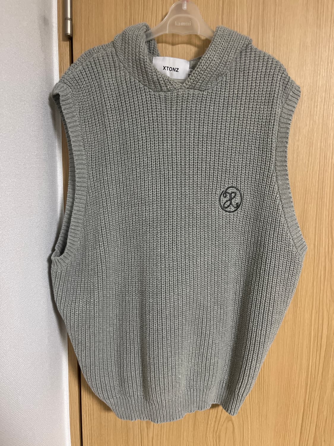 엑스톤즈 니트조끼 상품이미지1