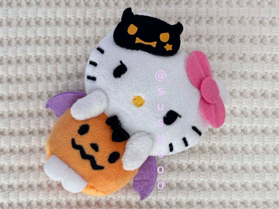 산리오 헬로키티 할로윈 2021 에디션 인형 상품이미지1