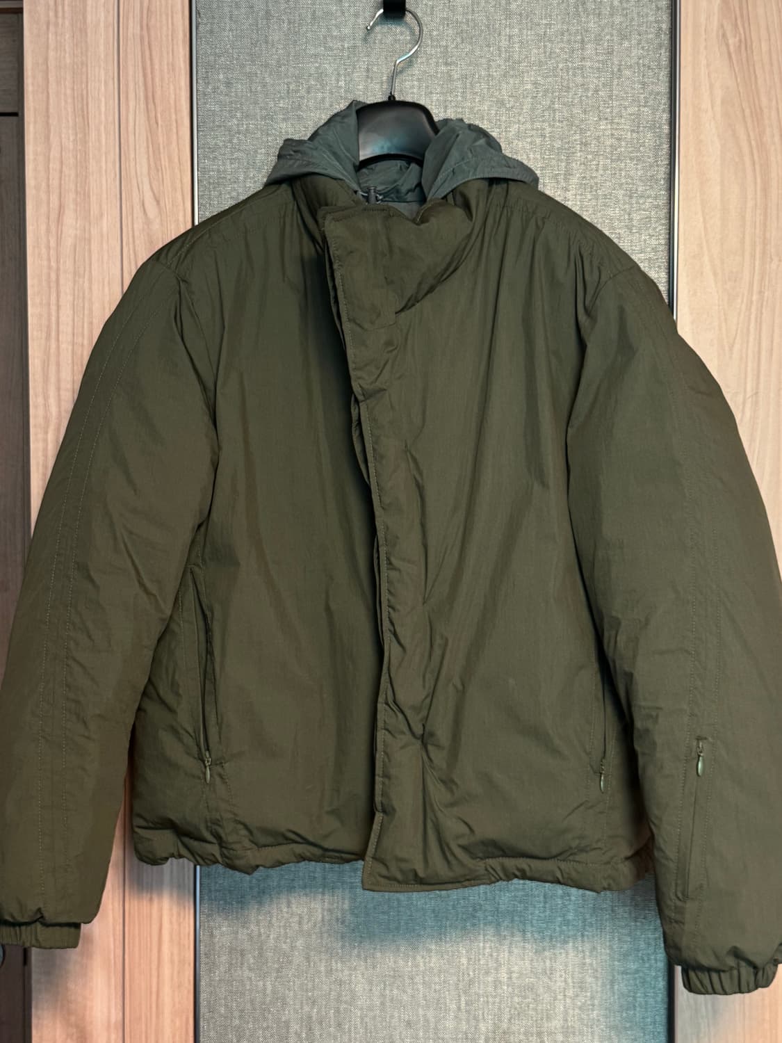 누마레EE 패딩 카키 xs 상품이미지3