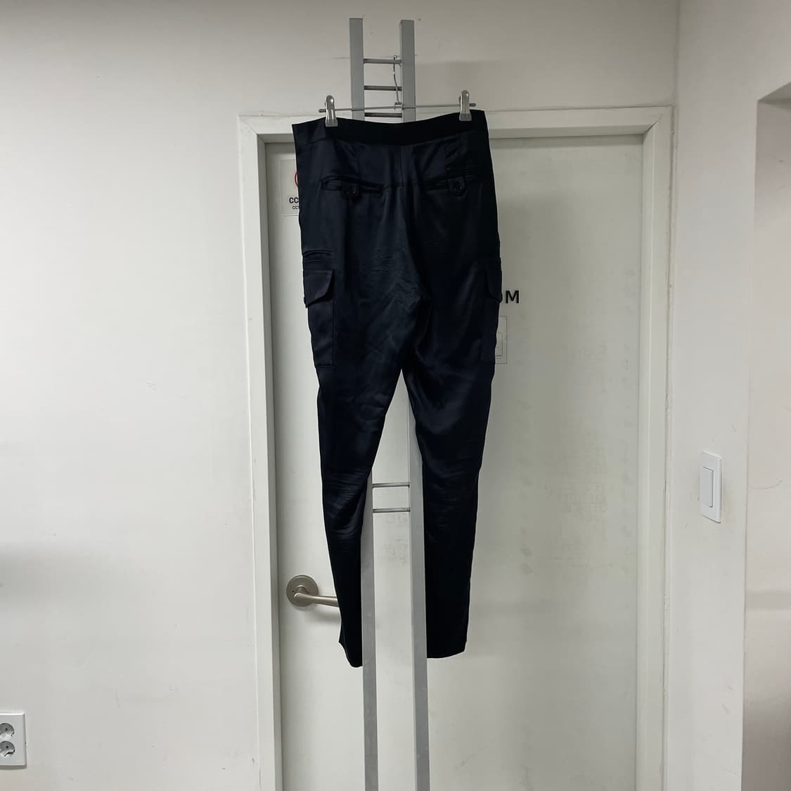 알렉산더왕 실크 카고 팬츠 2(W) 상품이미지4