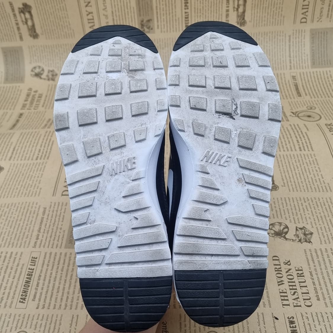 나이키 에어맥스 테아 블랙 여성운동화240  상품이미지3