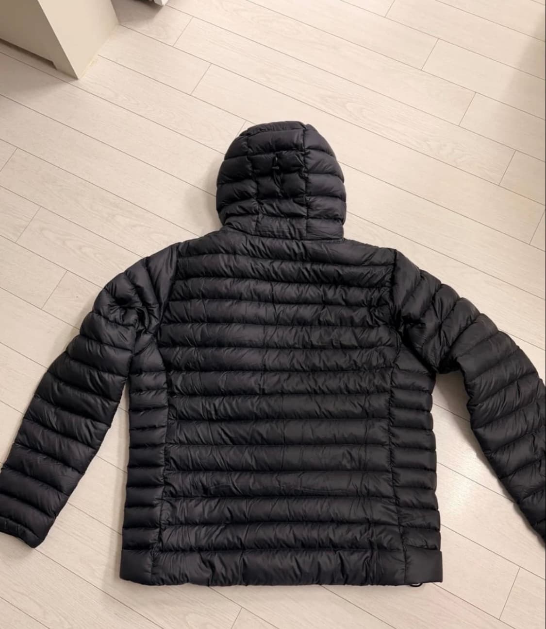 파타고니아 다운 스웨터 후디 블랙 L 상품이미지2