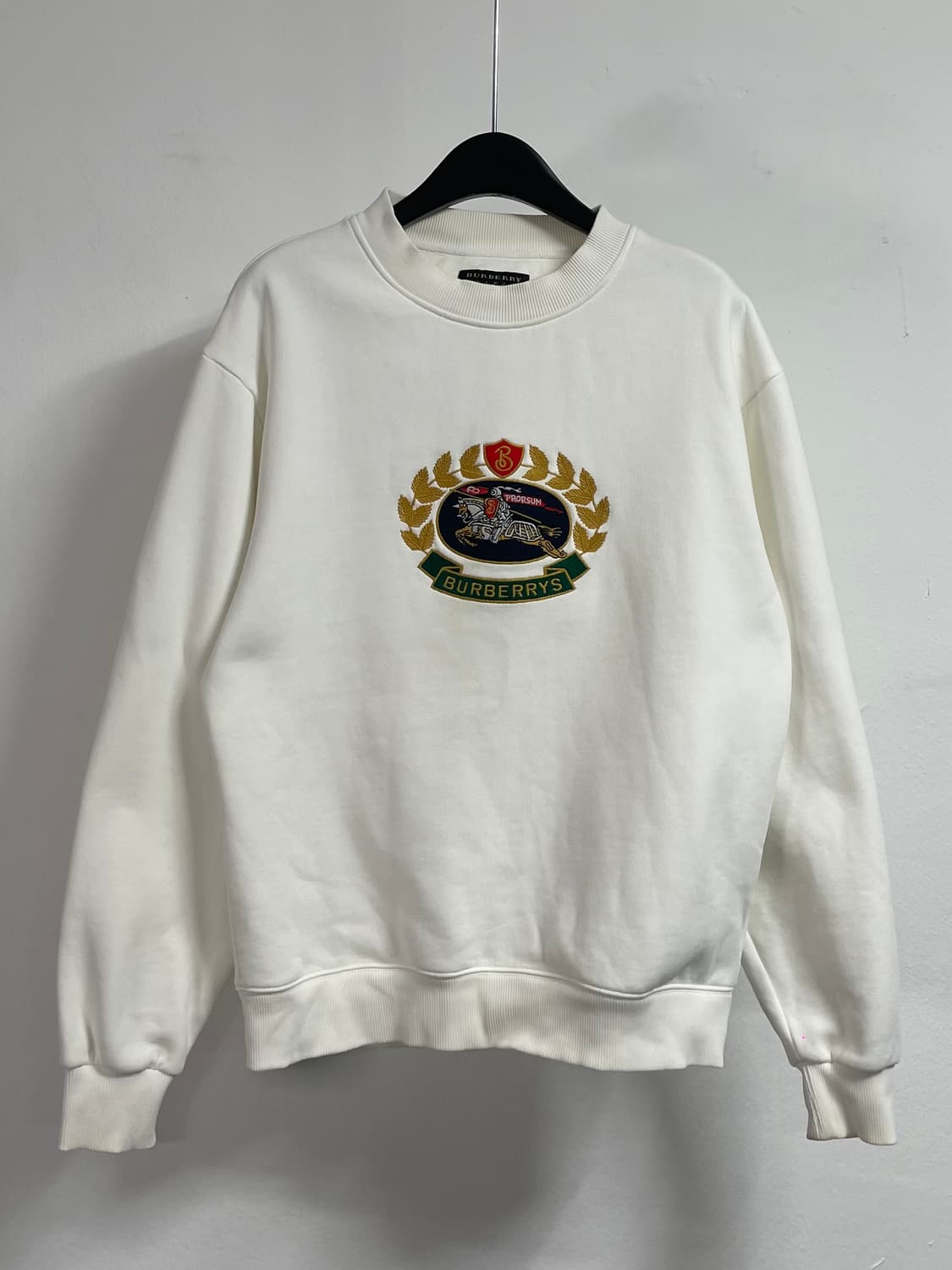 버버리 크래스트 빅로고 스웻 맨투맨 (on.337) 상품이미지1