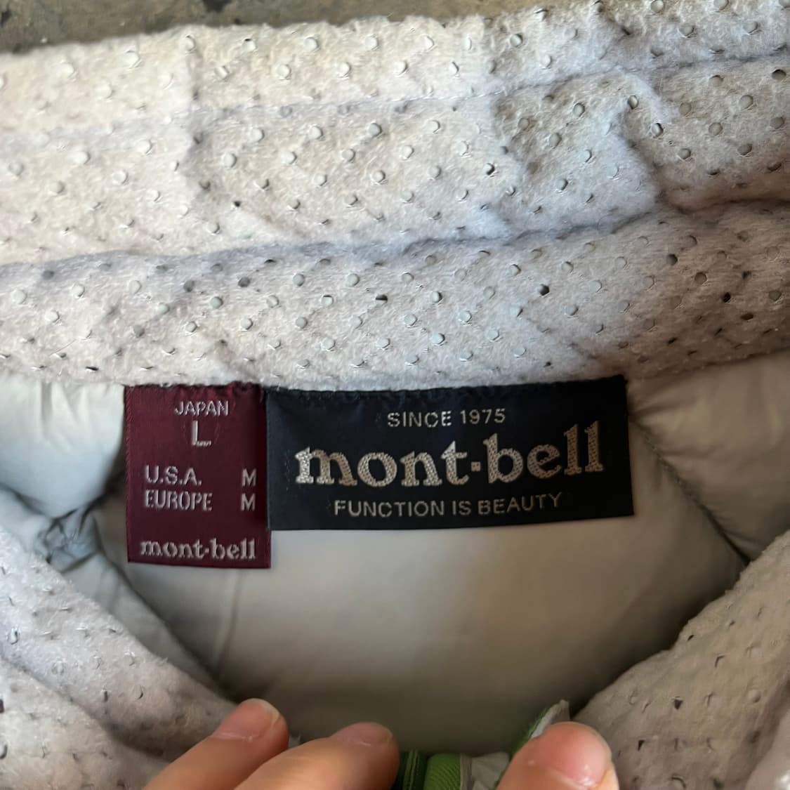 몽벨 퀼팅 그린 경량 패딩 상품이미지4