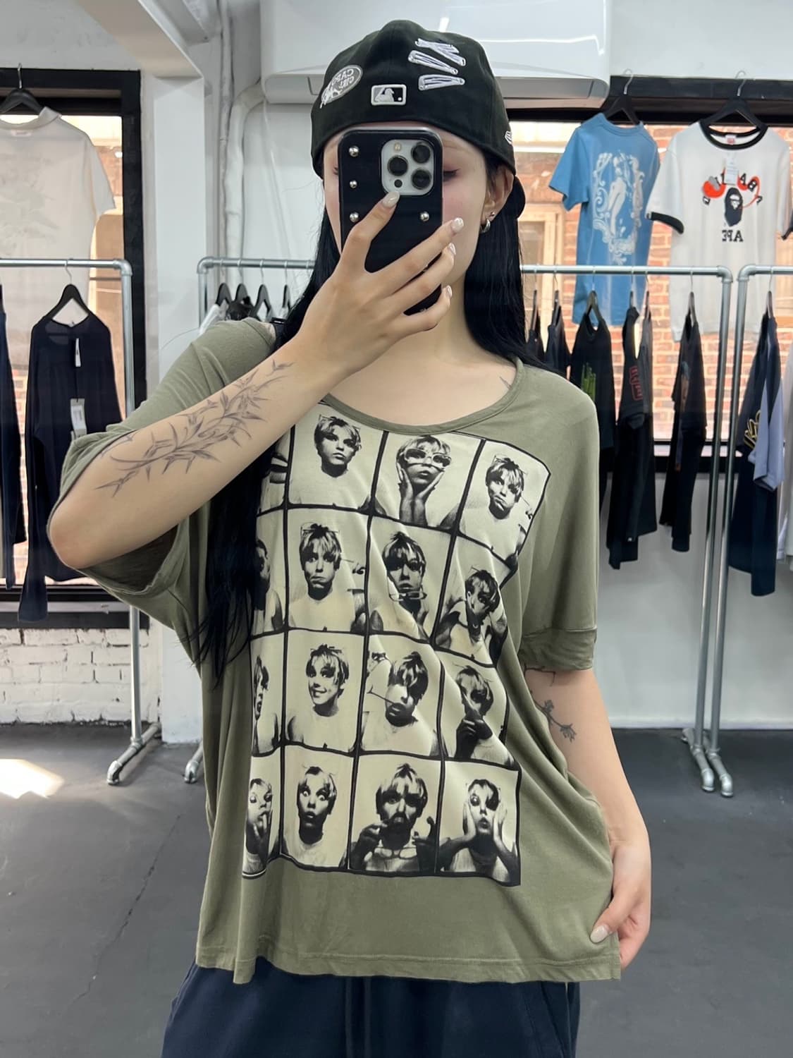히스테릭 글래머 엔디워홀 와이드넥 티셔츠 상품이미지3