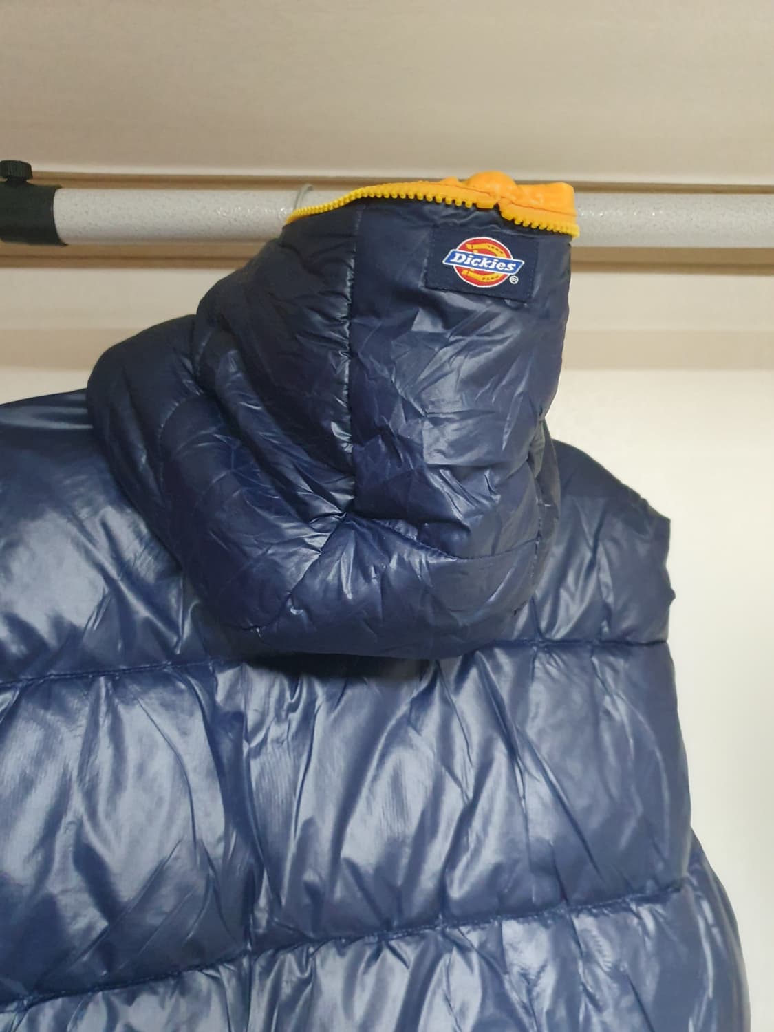 디키즈 USA 오리지널 글로시 다운 패딩 조끼 상품이미지4