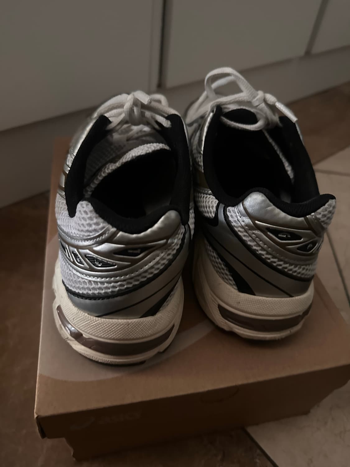 아식스 젤 1130 화이트 클레이 캐년 상품이미지3