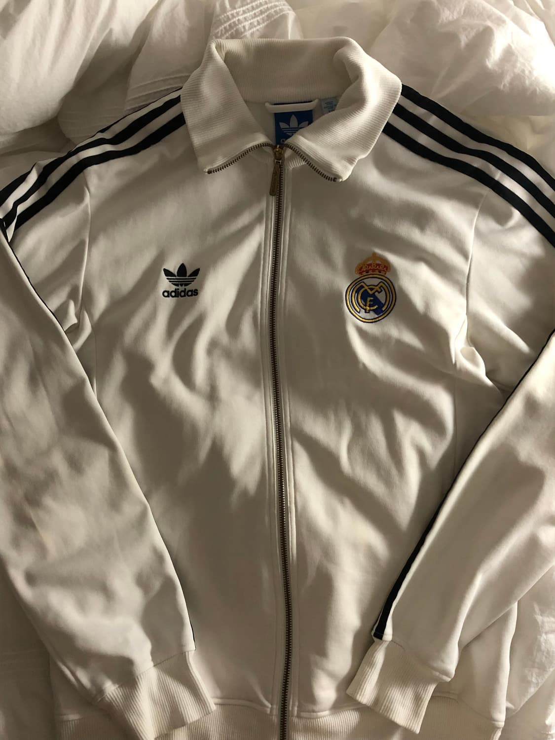 아디다스 레알마드리드 져지 트랙탑 상품이미지2