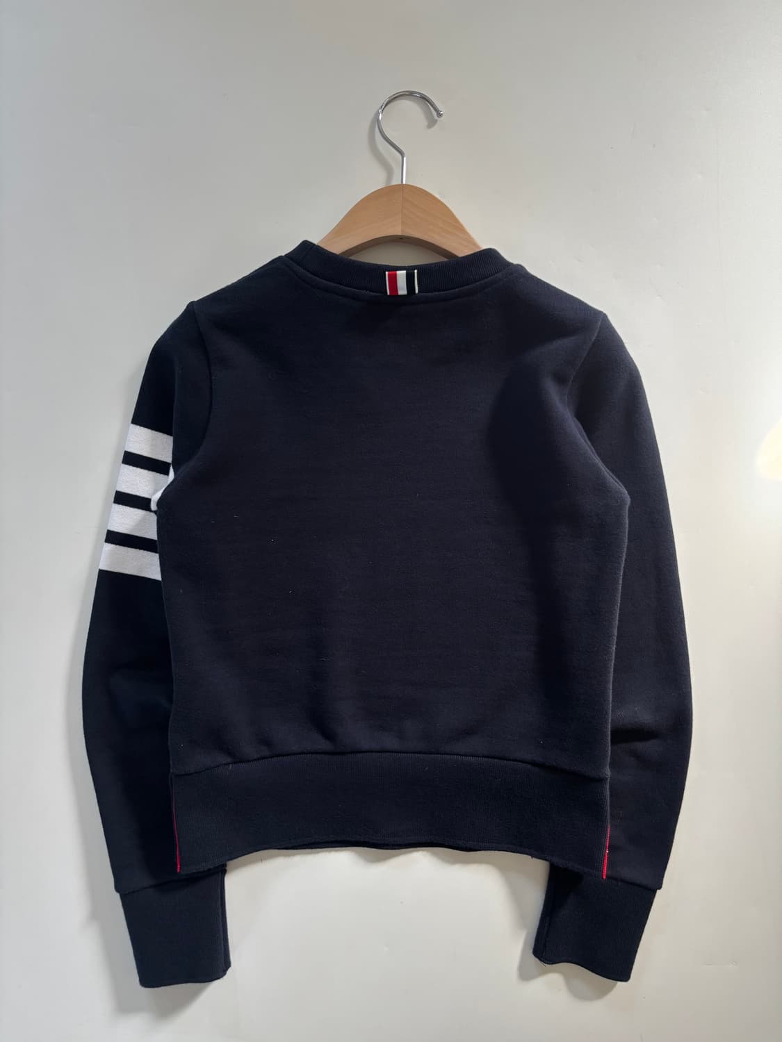 Thom Browne 톰브라운 사선 완장 맨투맨 상품이미지8