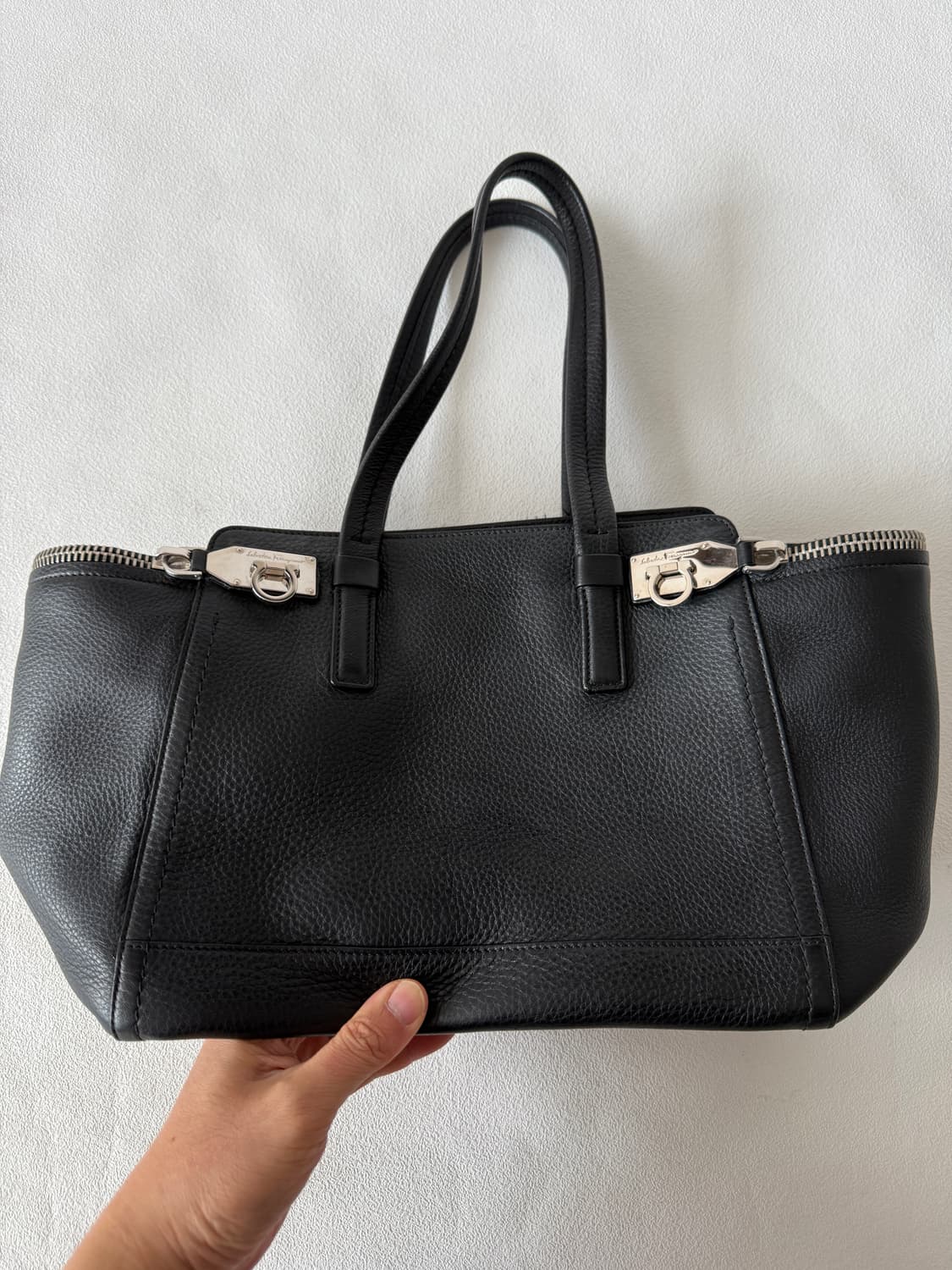 살바토레 페라가모(Salvatore ferragamo) 레더 숄더백 상품이미지2