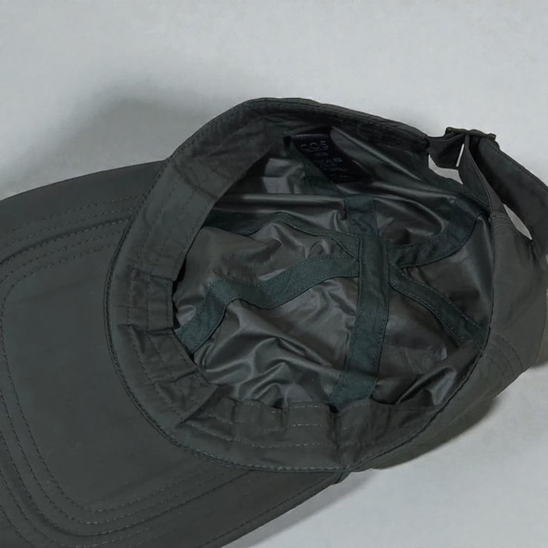 free)COS 코스 폴리 캡모자 카키 상품이미지4