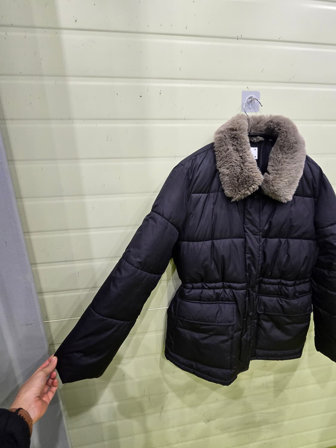 JAJU 넥 퍼 패딩 블랙 상품이미지2