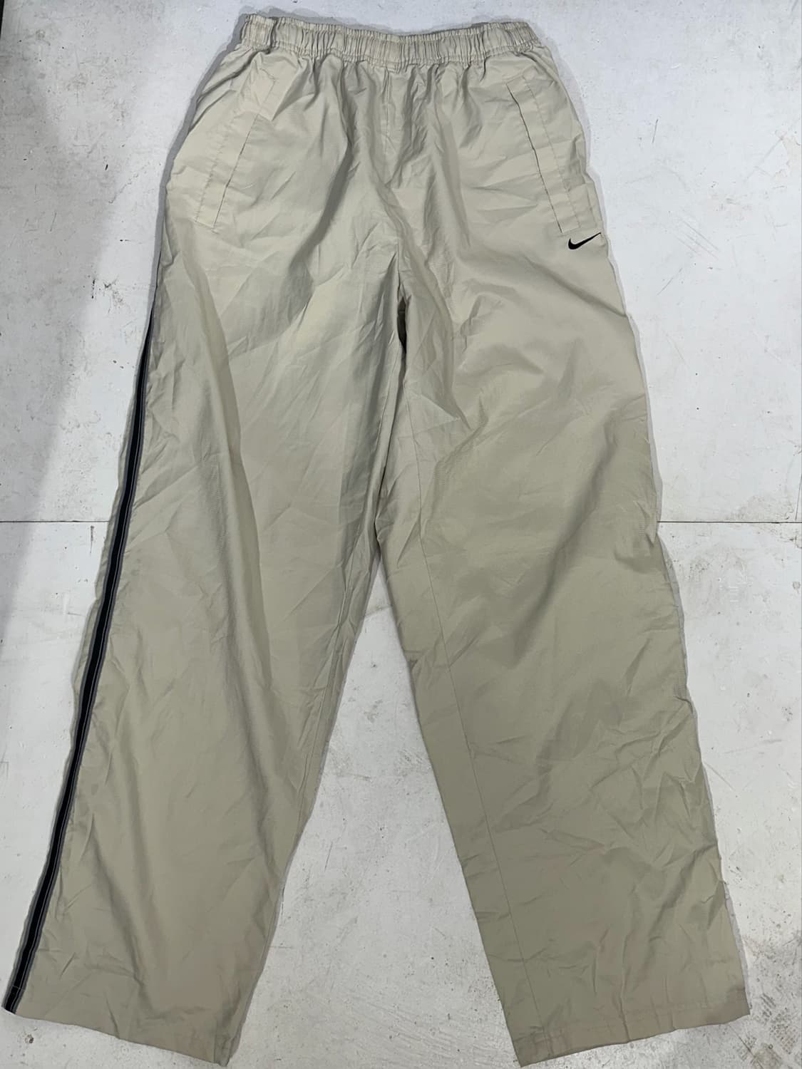 00s 나이키 베이지 대장급 와이드 사이드 라인 트랙 추리닝 바지 L 상품이미지4