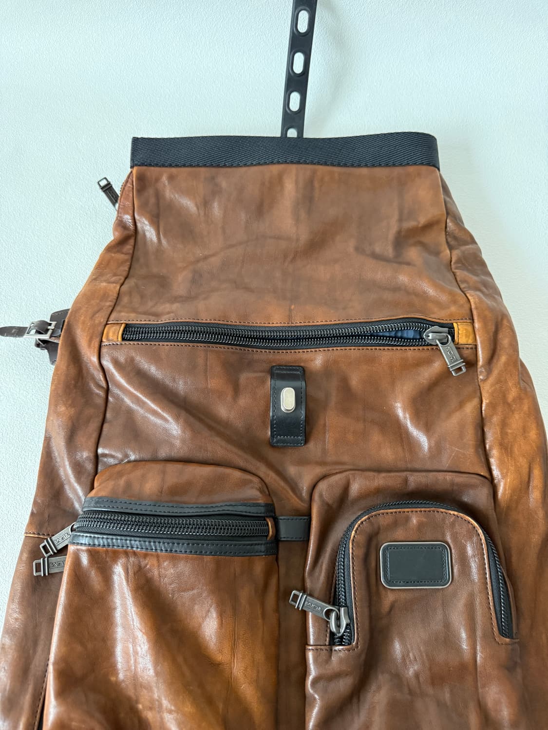 투미(TUMI) 레더 백팩 상품이미지6