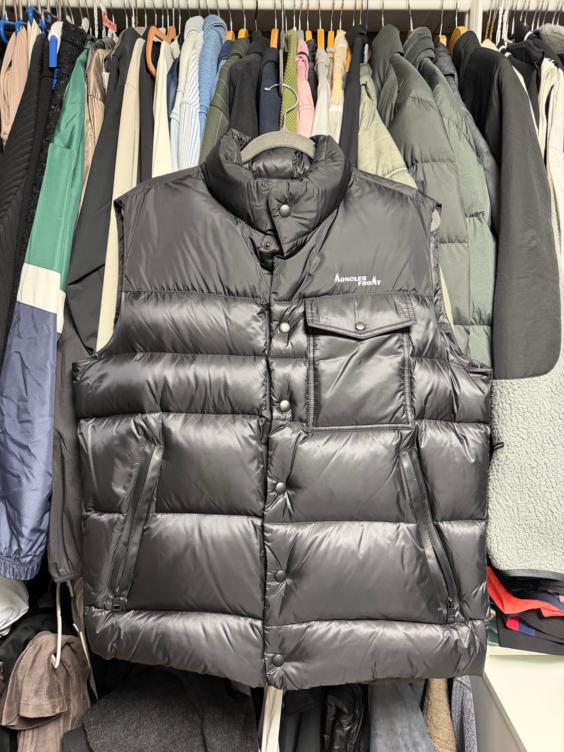 [3] 몽클레어 x 프라그먼트 패딩 조끼 베스트 상품이미지1