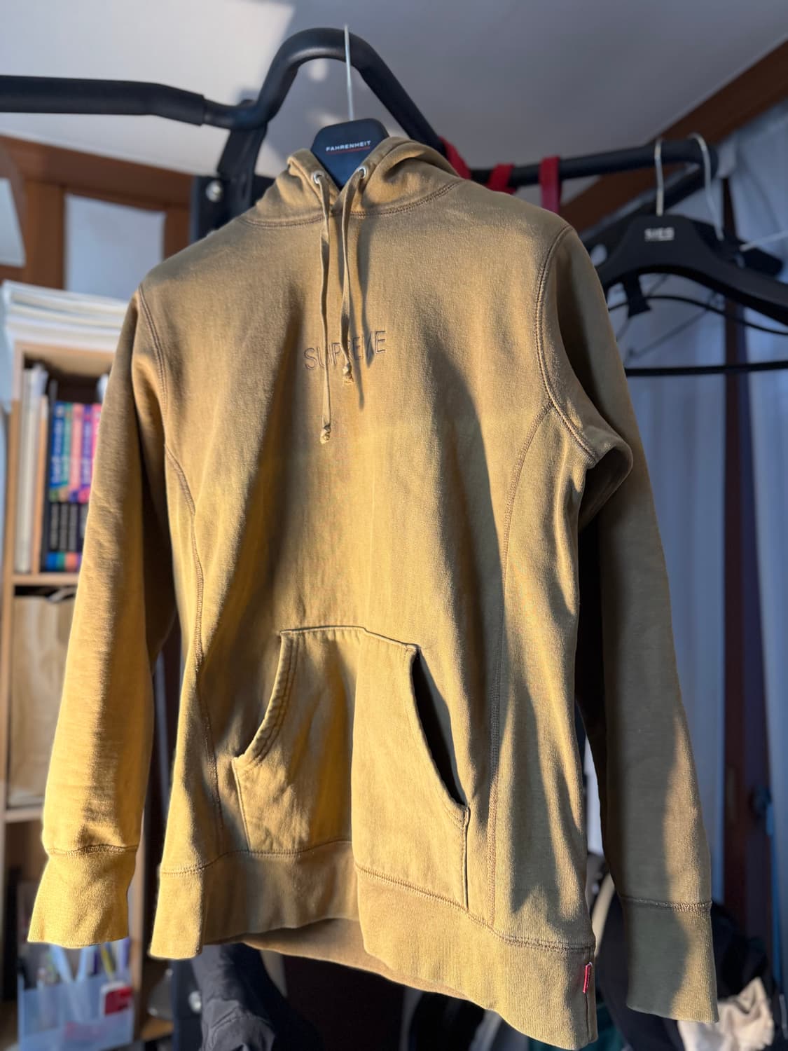 슈프림 [정품] 후드티 자수 톤온톤 로고 스웻셔츠 상품이미지2