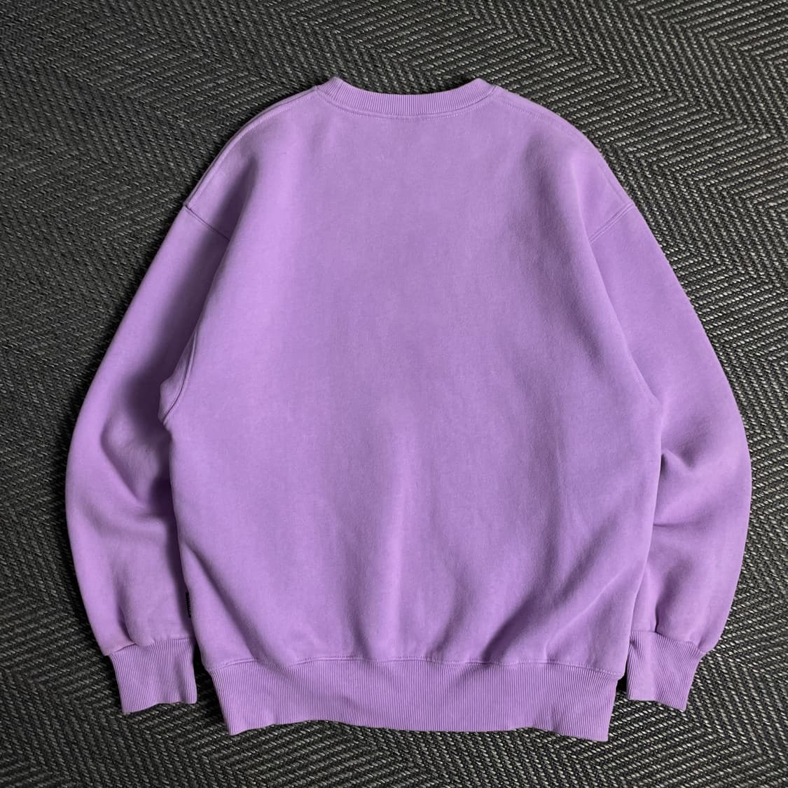 로맨틱크라운 스펠로고 박시핏 스웨트 셔츠 맨투맨 퍼플o 5068 상품이미지4