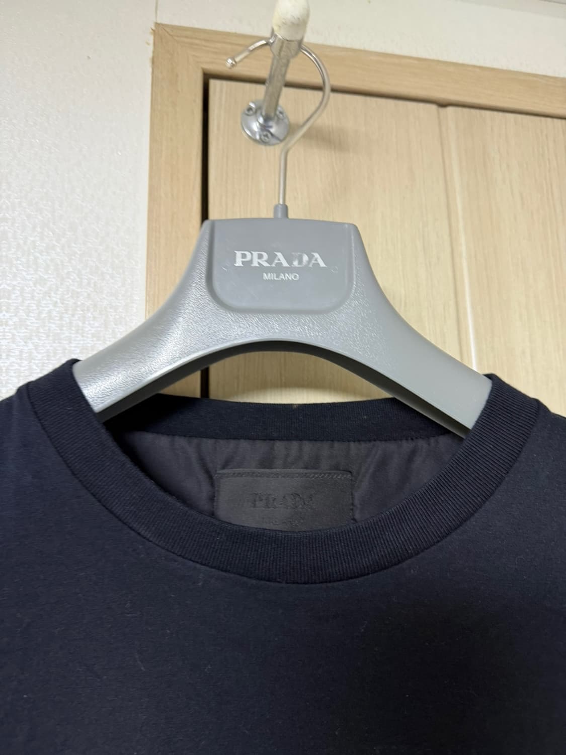 [XL] 프라다 리나일론 포켓 반팔티셔츠 상품이미지5