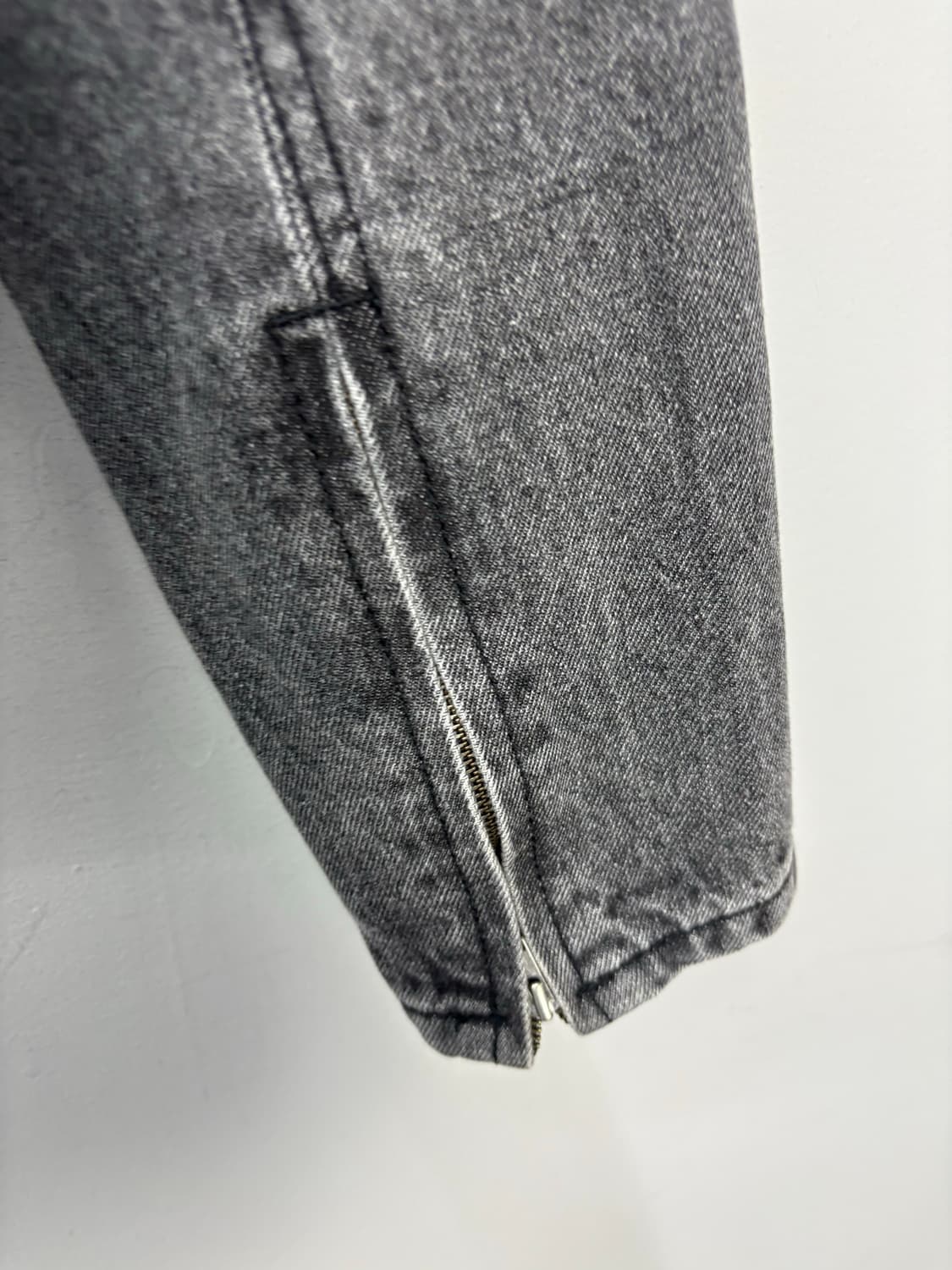 오드스튜디오 샌드워싱 바이커 데님 크롭 자켓 A2449 상품이미지6