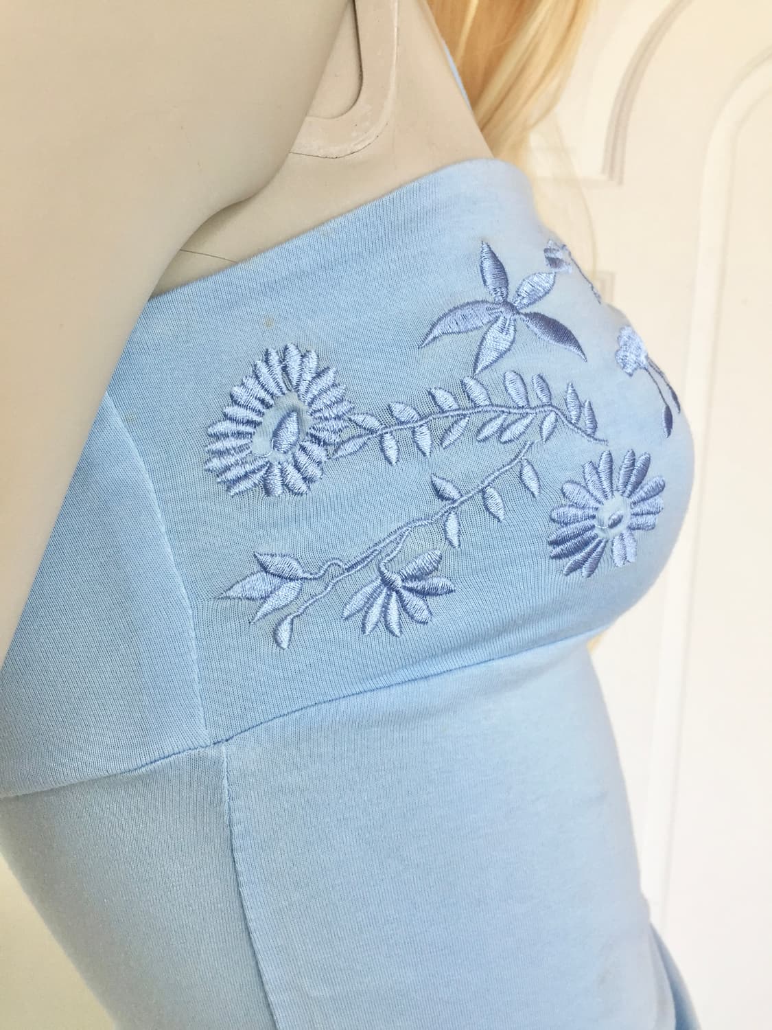 Guess Babyblue Embroidered Halter Top 상품이미지7