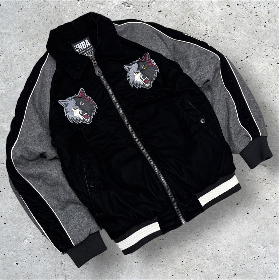 [M] NBA 엔비에이 팀버울브스 벨벳 블랙 점퍼 자켓 C787 상품이미지1