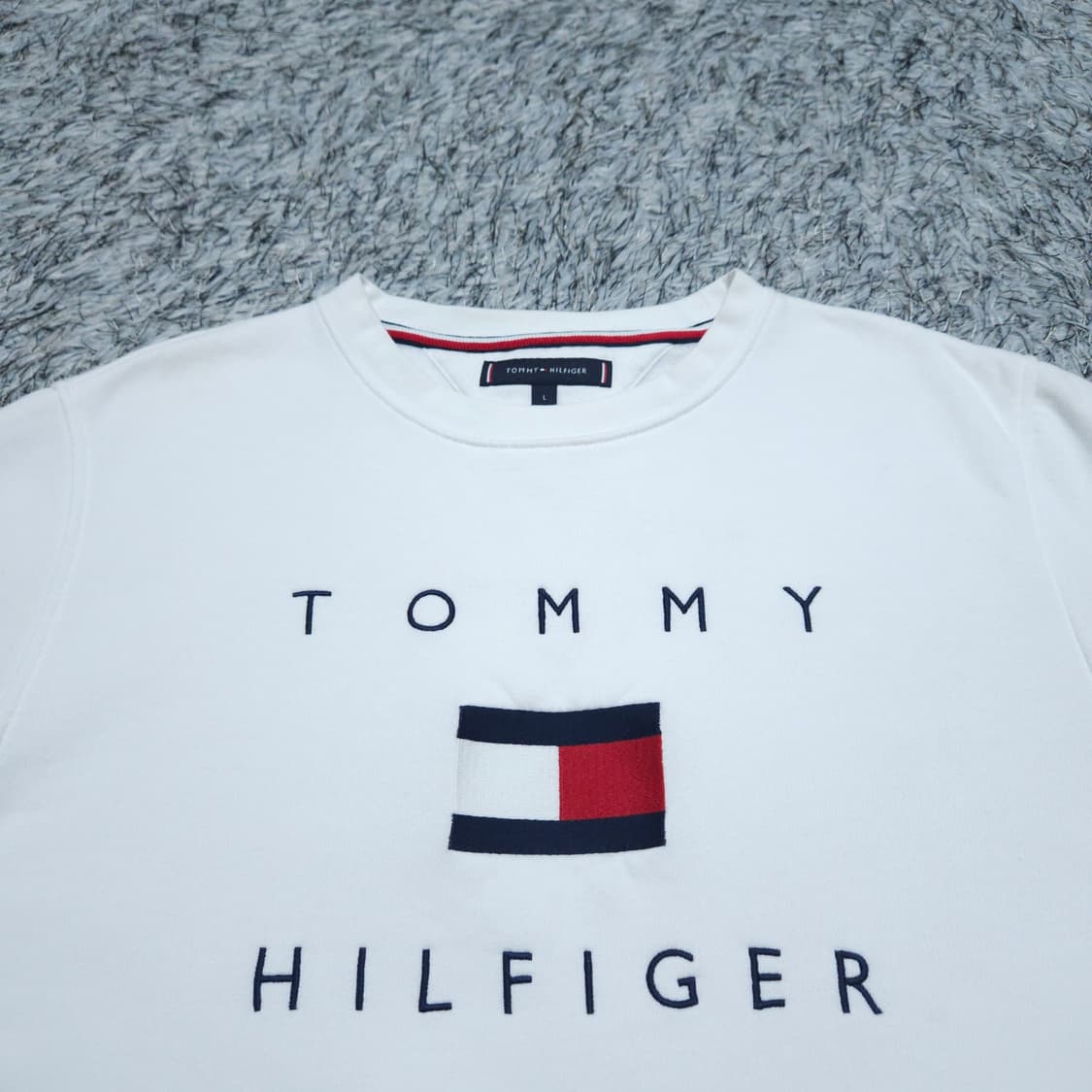 타미힐피거) L 남자 기모 맨투맨티셔츠 / 왕눈이샵 상품이미지3