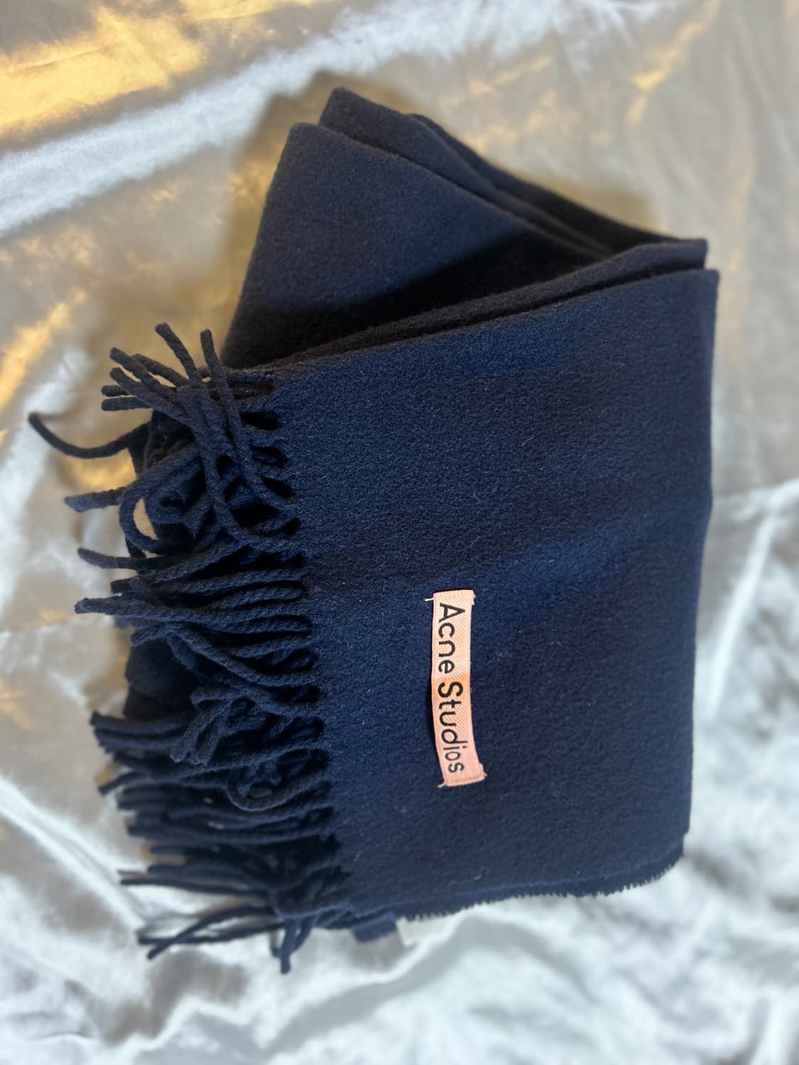 아크네 스튜디오 울 프린지 머플러  네이비 블루 상품이미지3