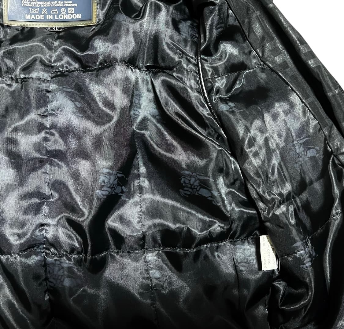 버버리 여성 체크 베스트 블랙 조끼(MADE IN LONDON) 40 상품이미지8