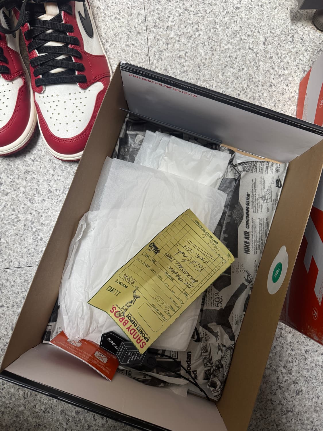 2022 나이키 시카고 로스트앤파운드 280사이즈(노크랙)팝니다 상품이미지4