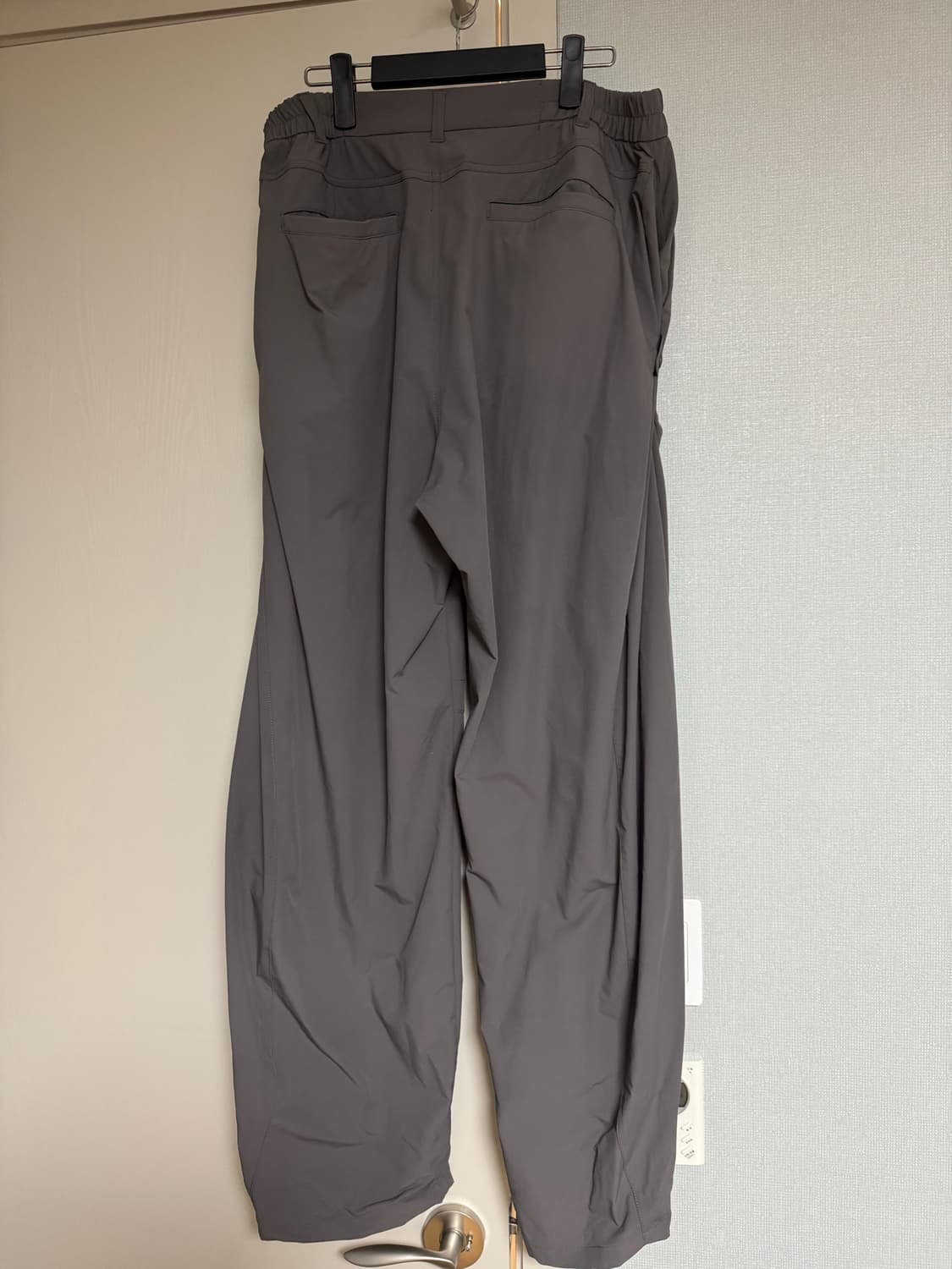 산산기어 사이드 스냅팬츠 애쉬 브라운 상품이미지1