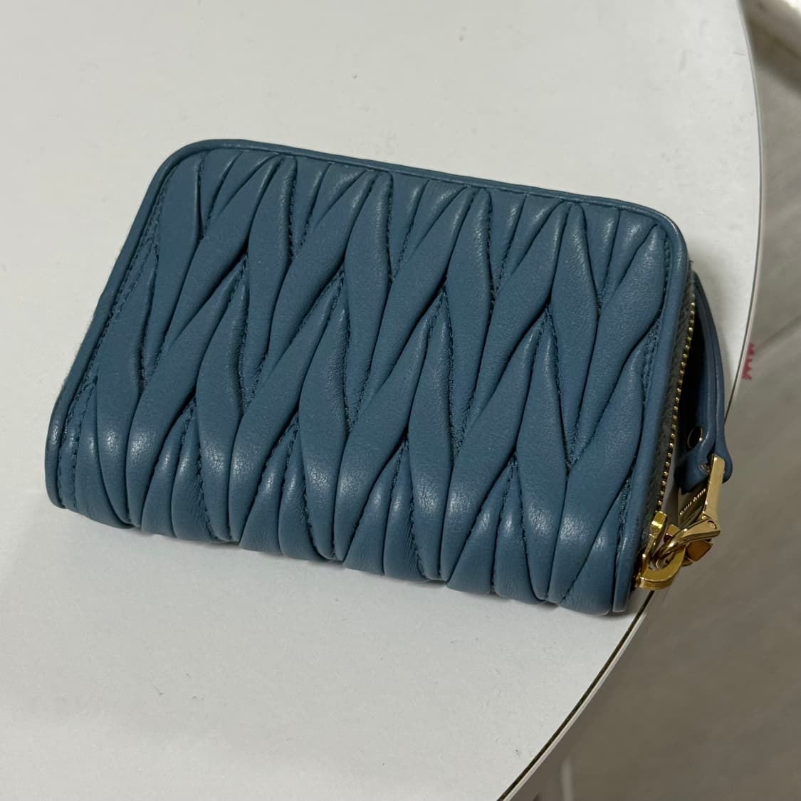 미우미우 마테라쎄 나파 가죽 동전 지갑 마리나 블루 상품이미지2