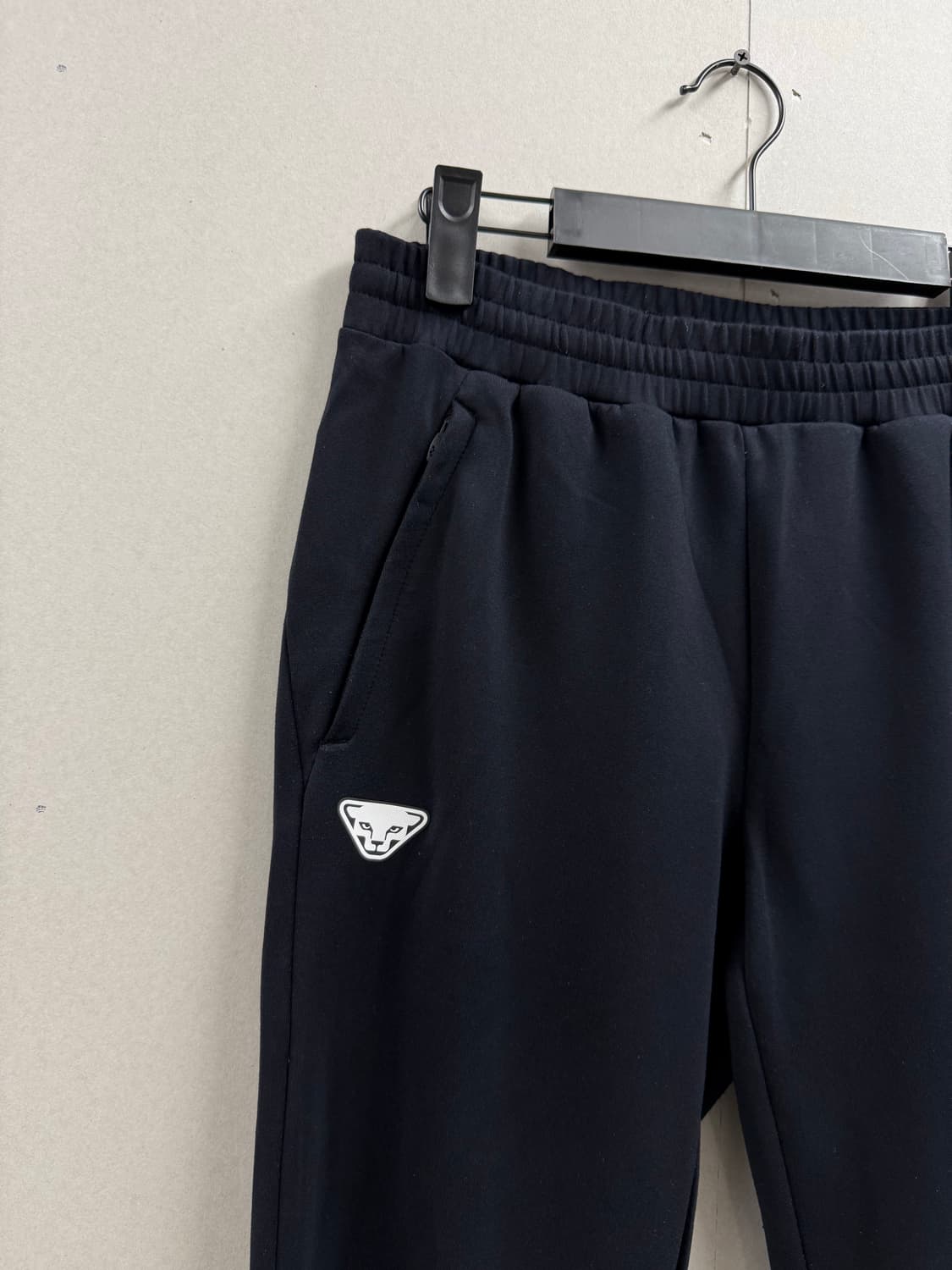 여성 75 M / 다이나핏 트레이닝 팬츠 블랙 상품이미지3