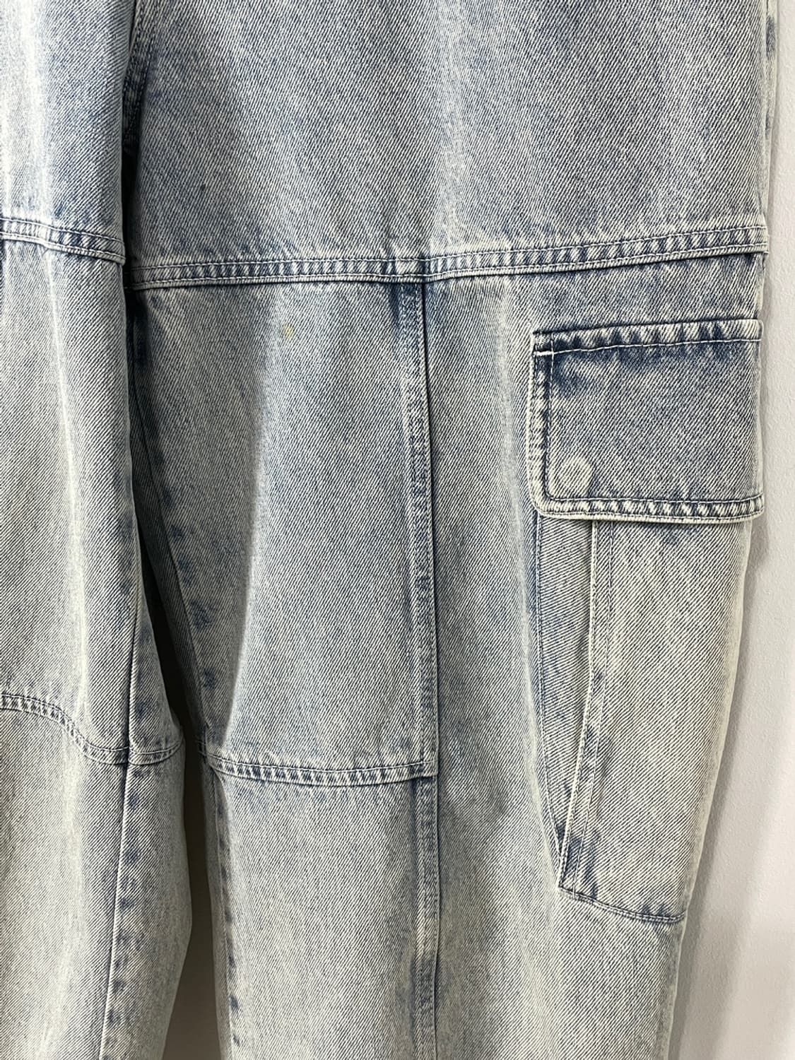 솔리드 옴므 워시드 데님 카고 팬츠  상품이미지5