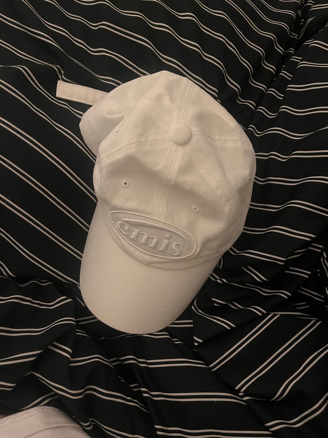 Emis 화이트 볼캡 상품이미지1