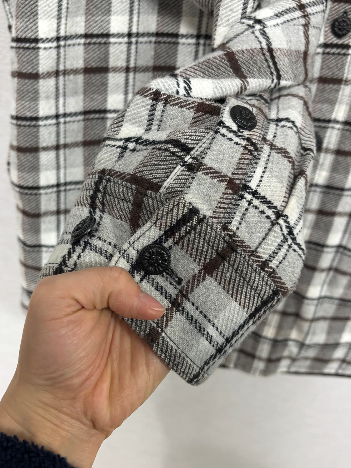 오프화이트 퀼팅안감 셔츠아우터 상품이미지3