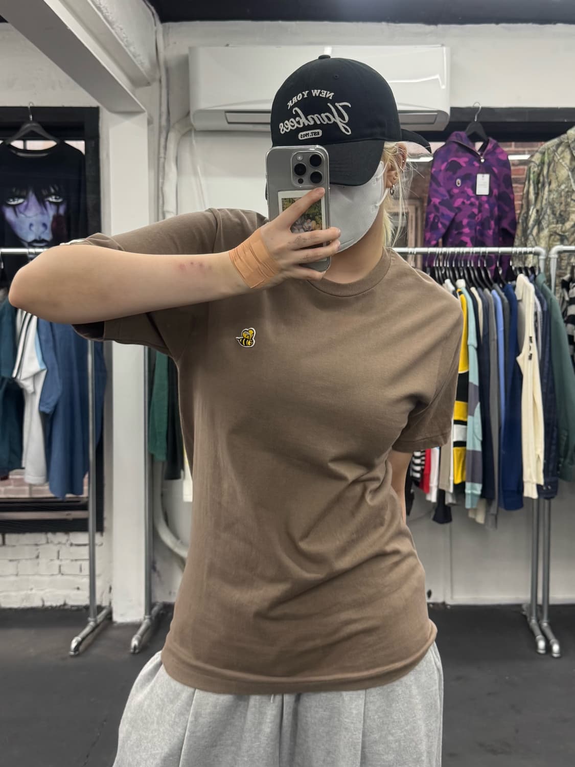 베이프 비 원포인트 브라운 티셔츠 상품이미지5