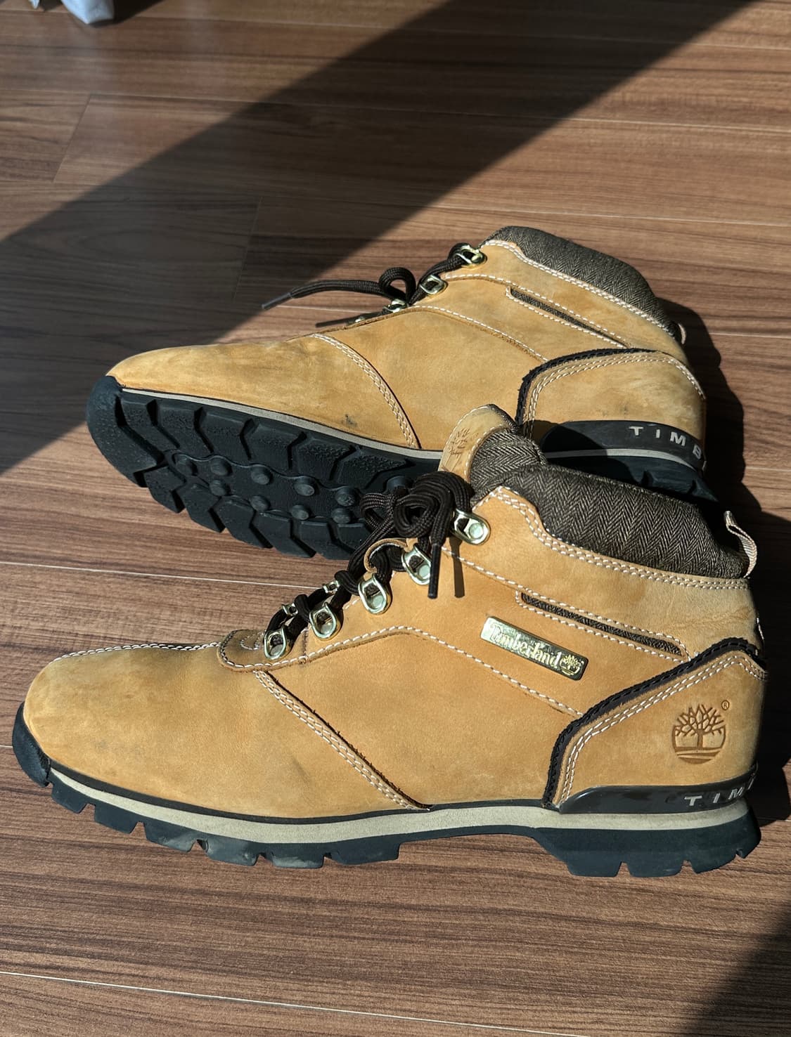 팀버랜드 어스키퍼스 누벅 아웃도어 부츠 275 상품이미지1