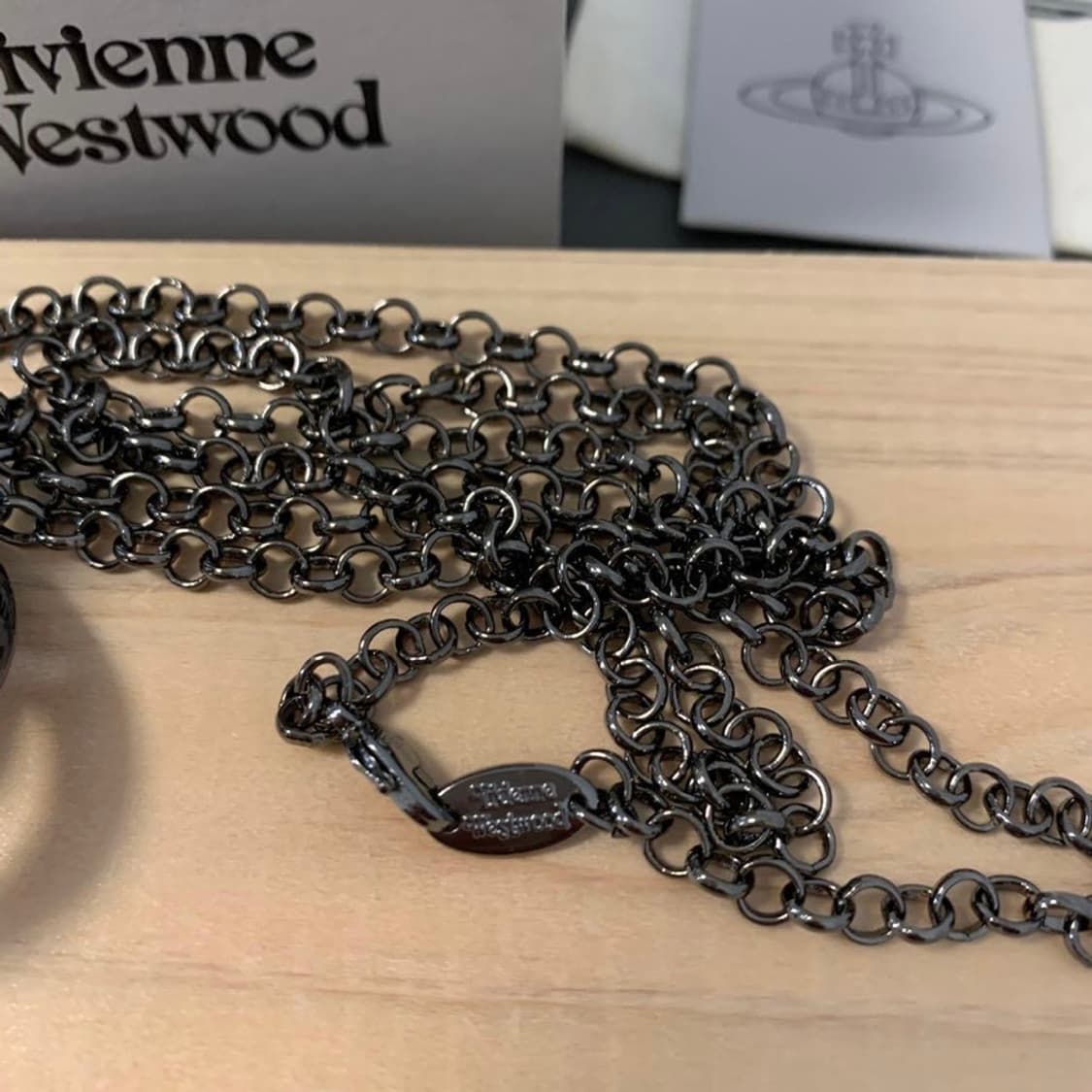 비비안웨스트우드 아카이브 멀티컬러 크리스탈 빅 orb 팬던트 목걸이 상품이미지5