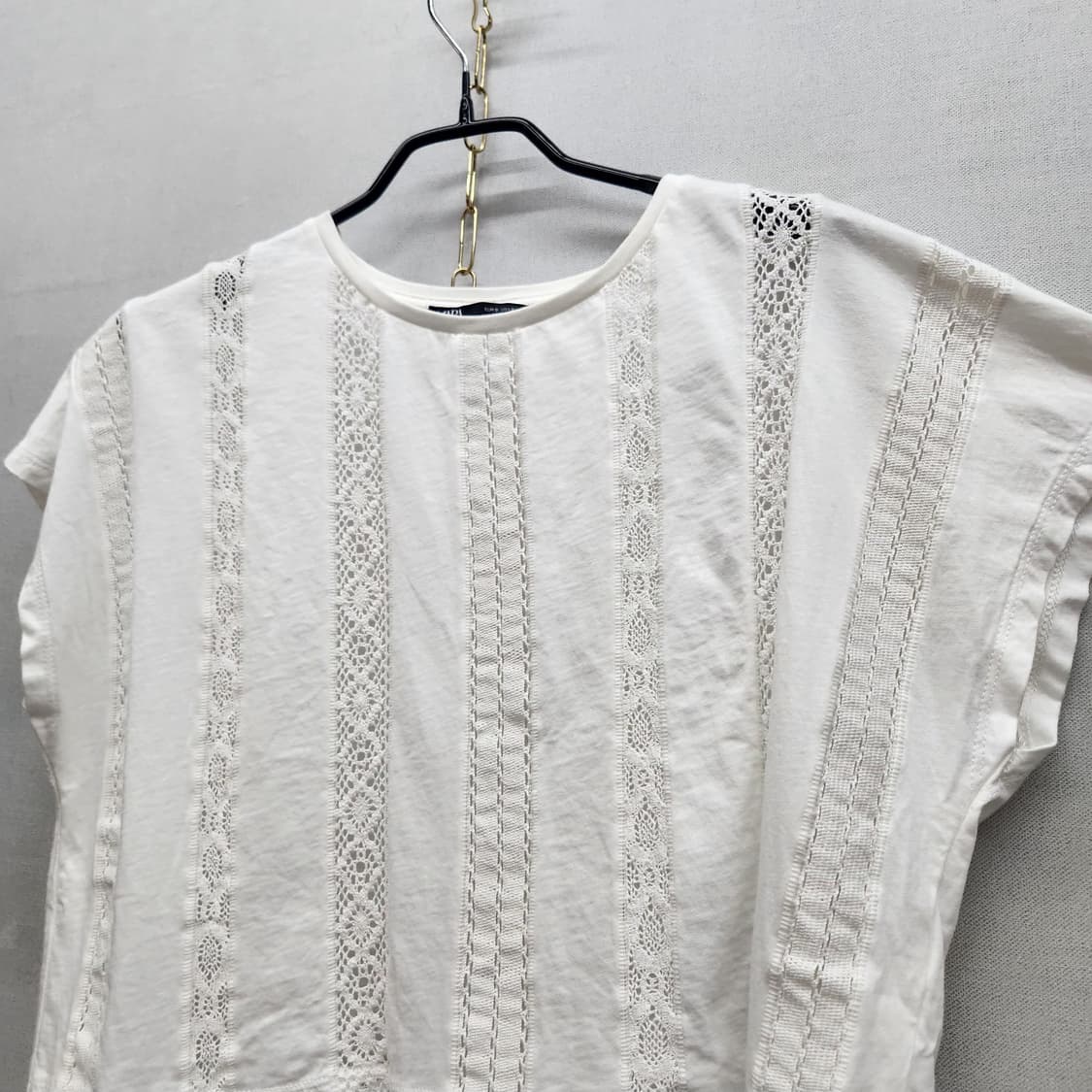 자라 ZARA 펀칭 자수 레이스 크롭 반소매 S(M) 상품이미지3