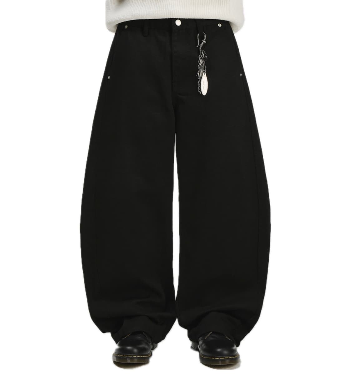 시그니처 커브드 사이드 패널 코튼 팬츠 블랙 상품이미지1