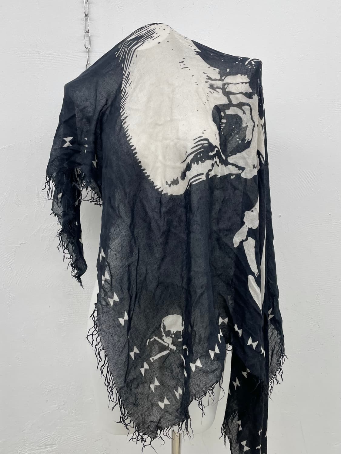 펑크 스컬 수술 머플러💀 상품이미지1