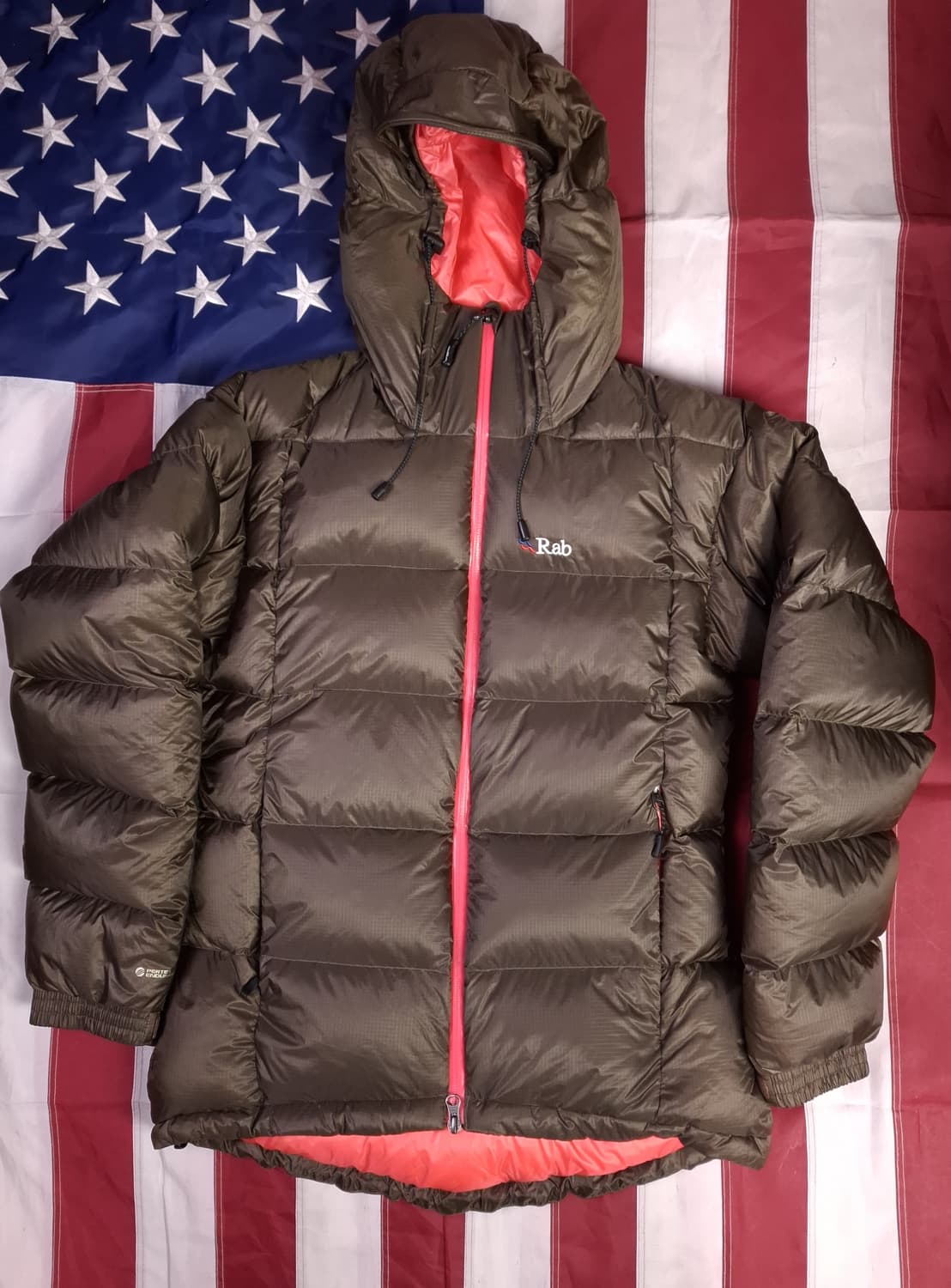 새제품 오리지날 랩 Rab 뉴트리노 엔듀런스 패딩 상품이미지2