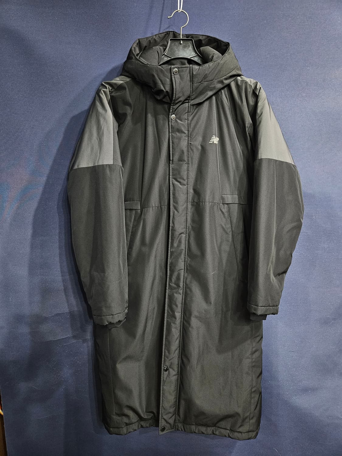 뉴발란스 블랙컬러 남성 100 롱패딩  상품이미지1