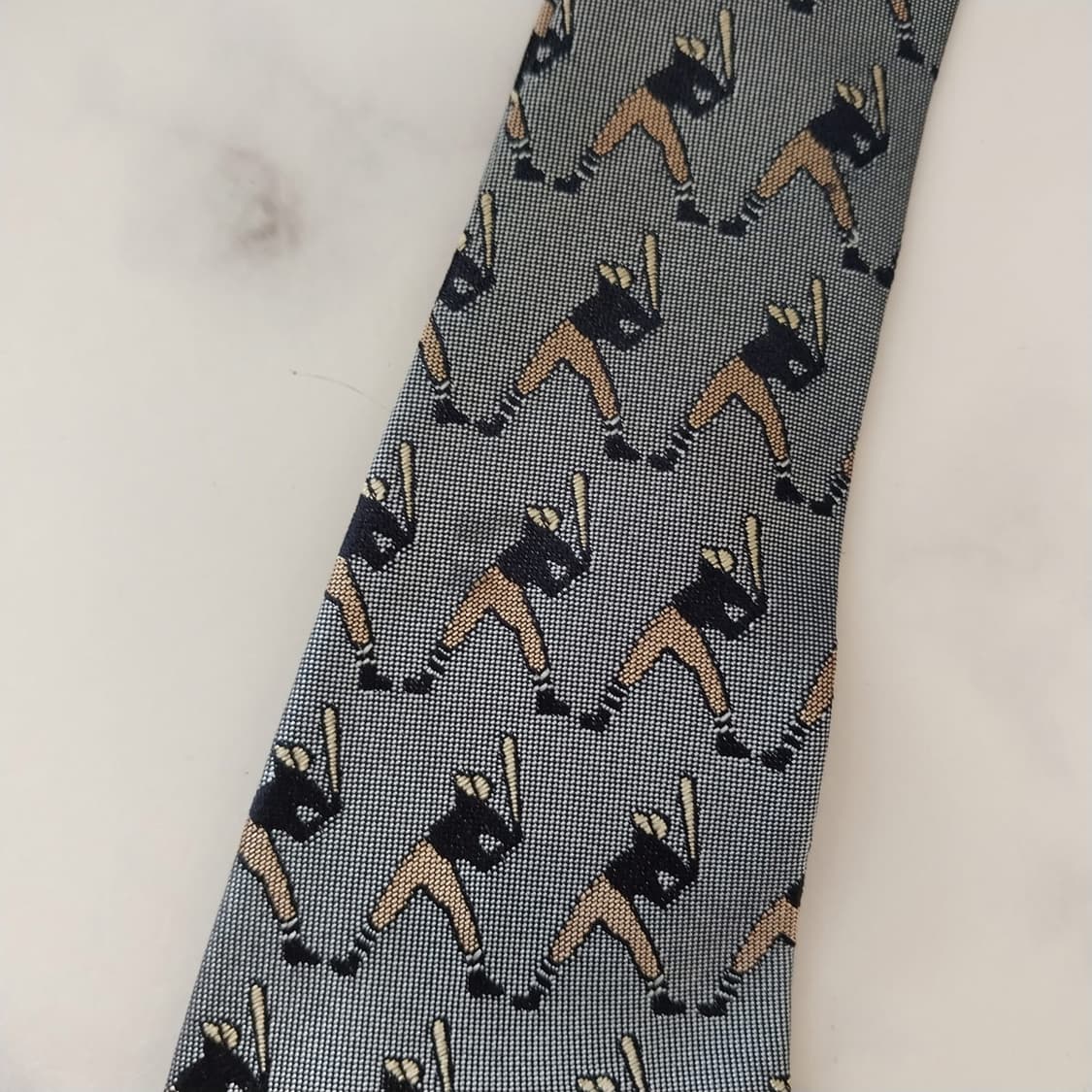 까스텔바작 실크 야구 타자 패턴 넥타이 9.9cm A등급 K1733
 상품이미지9