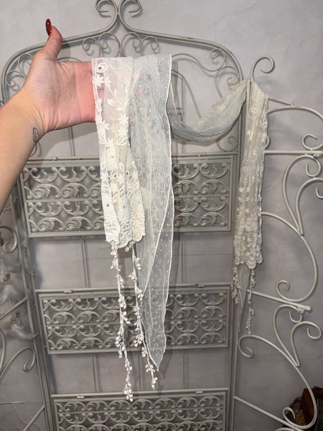 White floral dot lace drop scarf 상품이미지4