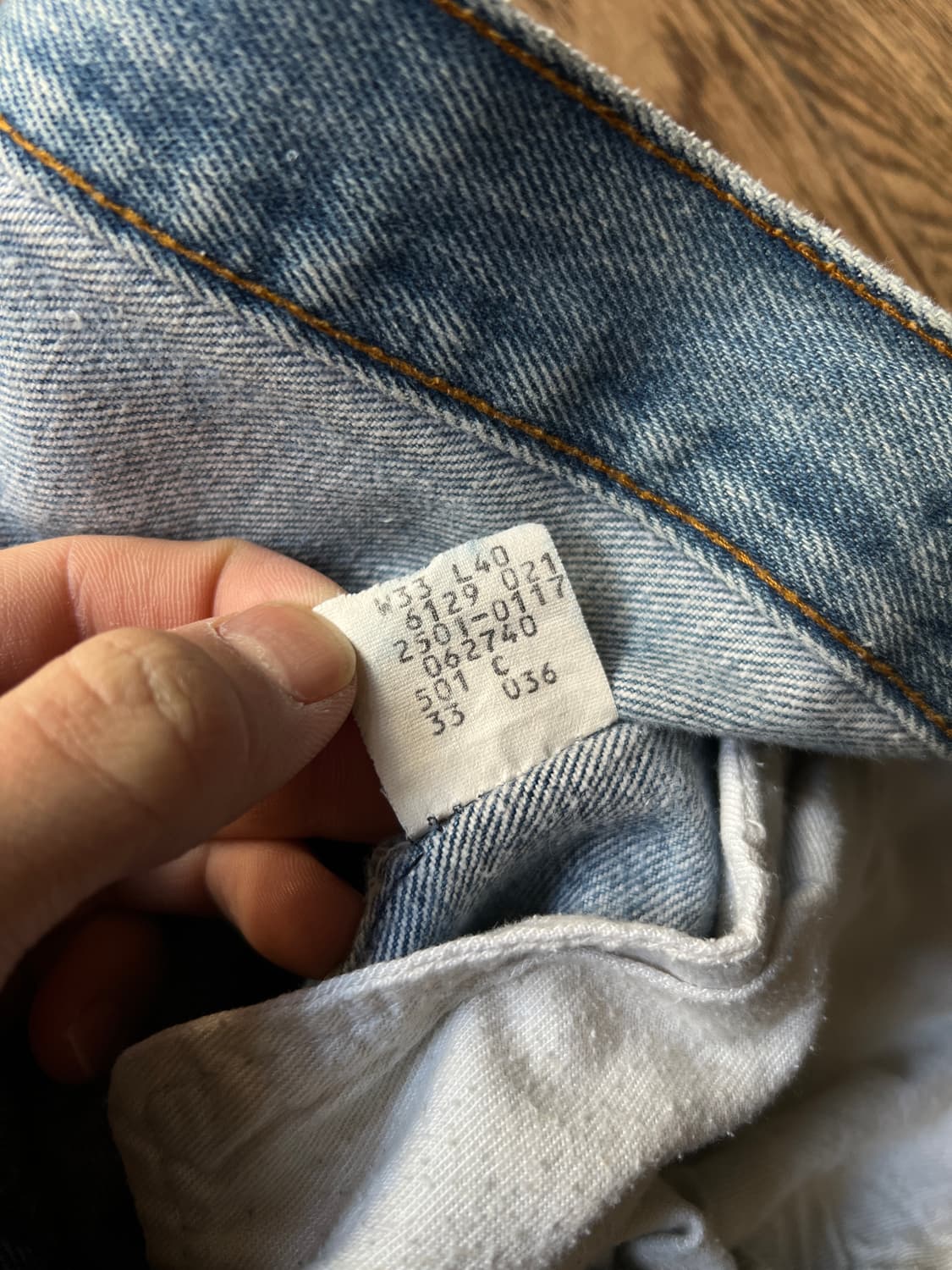 [33]80's 리바이스 USA 2501-0117 빈티지 페인팅 데님팬츠 상품이미지3