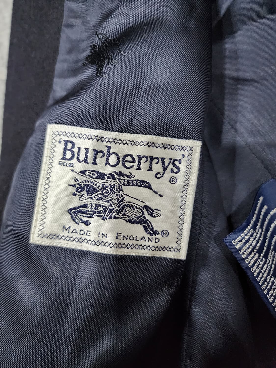 버버리 런던 빈티지 금장 버튼 울 블레이저 자켓 12다크네이비 상품이미지8