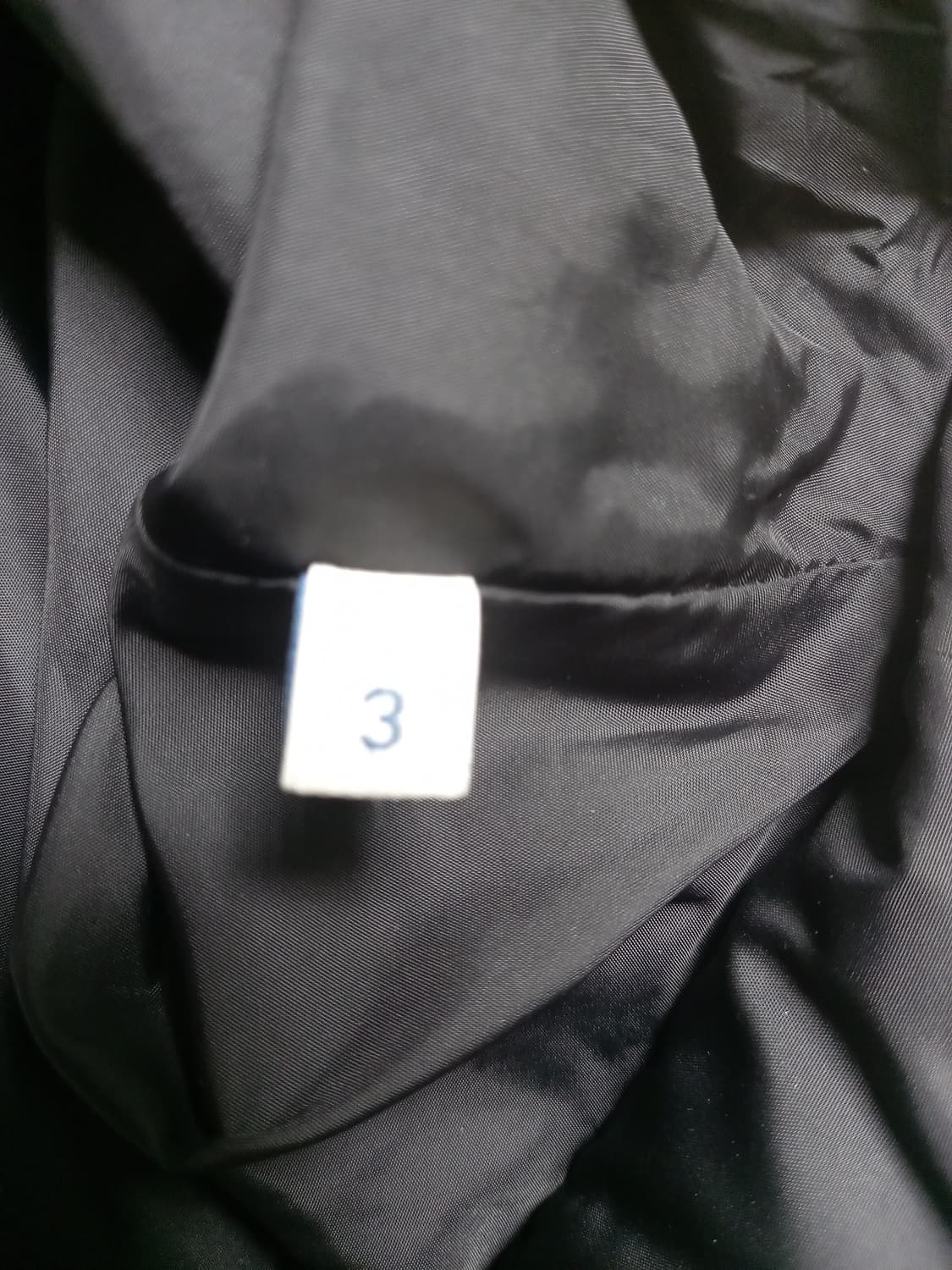 몽클레어 23년 클루니 패딩   검정  3(100) 상품이미지5