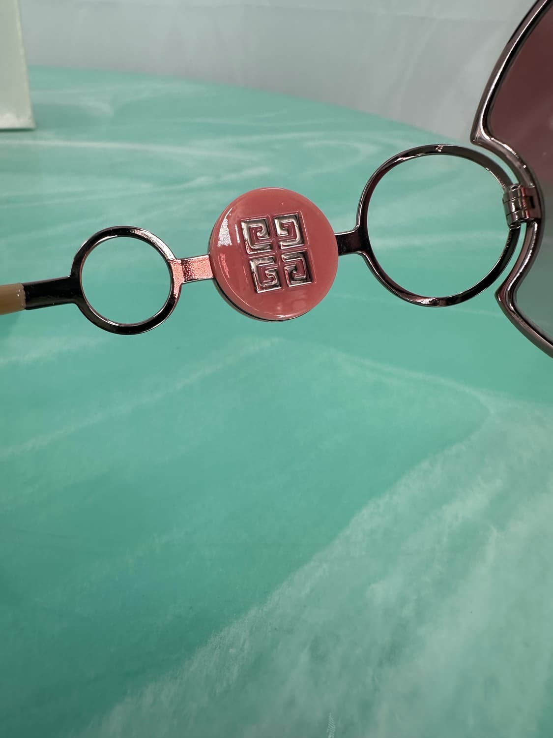 [새상품 무료배송] 지방시 정품 Made in Italy 선글라스 상품이미지3