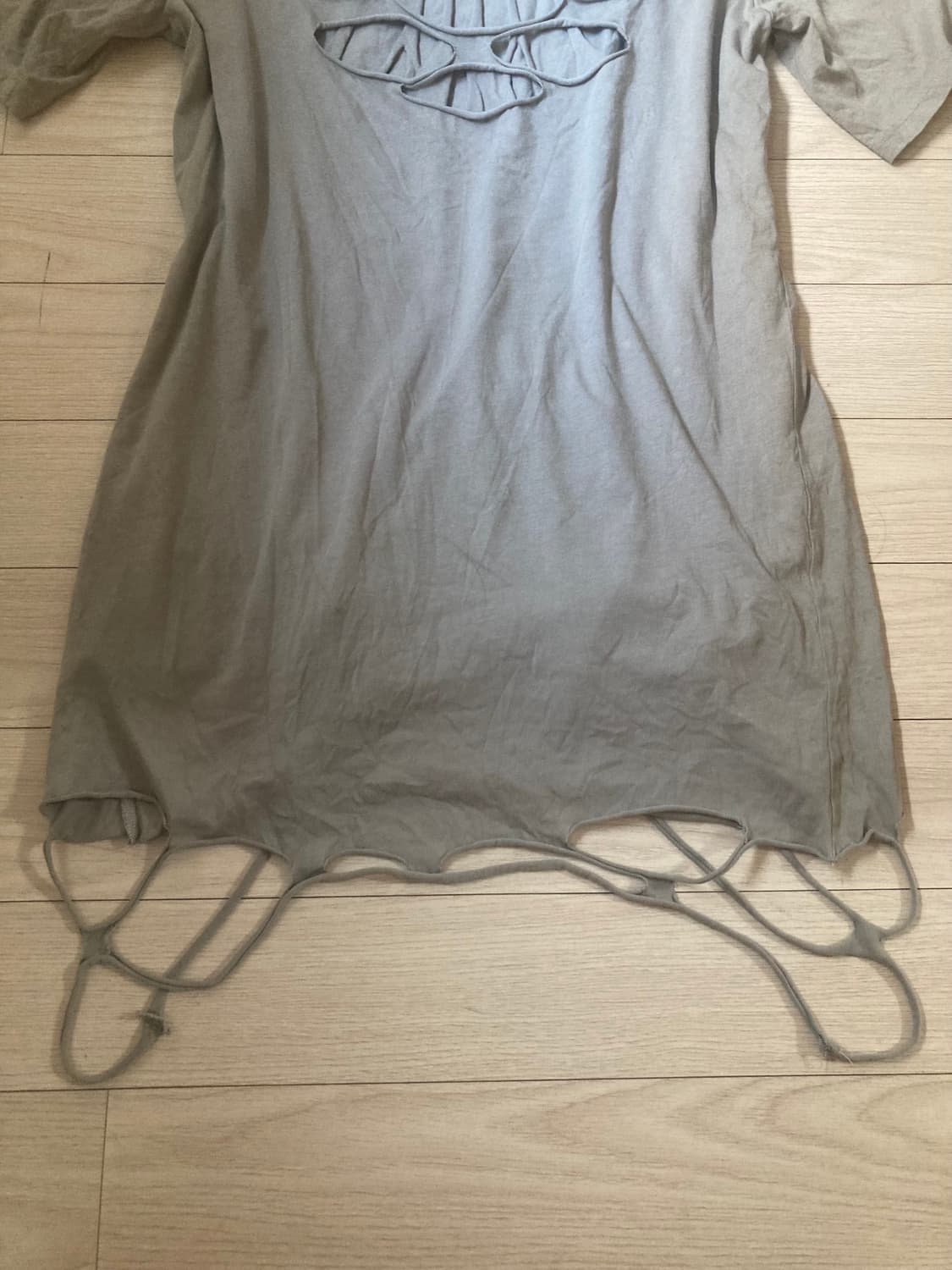 distressed cutout tee dress 상품이미지6